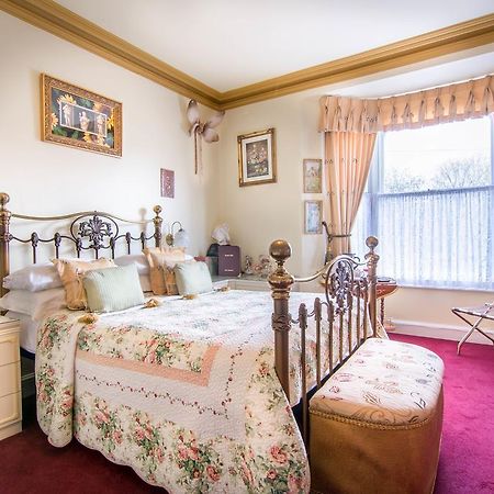 Creston Villa Guest House Lincoln Extérieur photo
